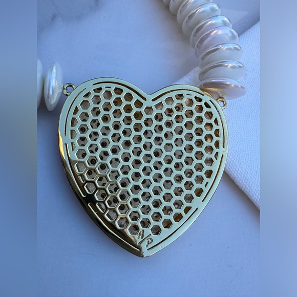 KOKO Collection Pearl and GP Gold and Pave’ Heart Necklace Valentines Gift - Picture 3 of 7